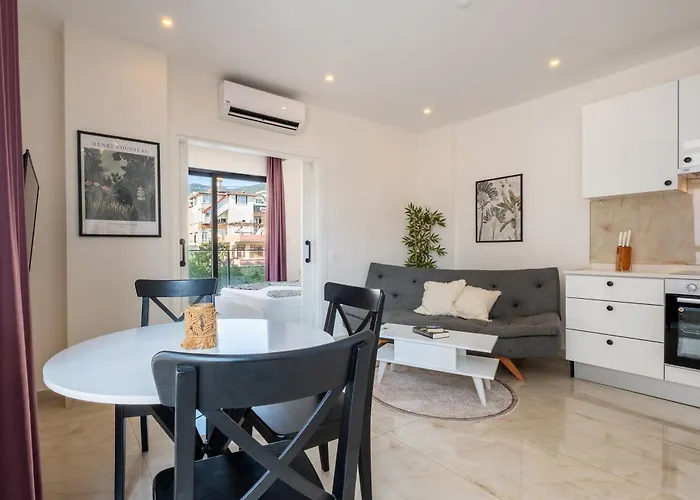 Rose 4 Marvellous 1+1 Cleopatra * Alanya